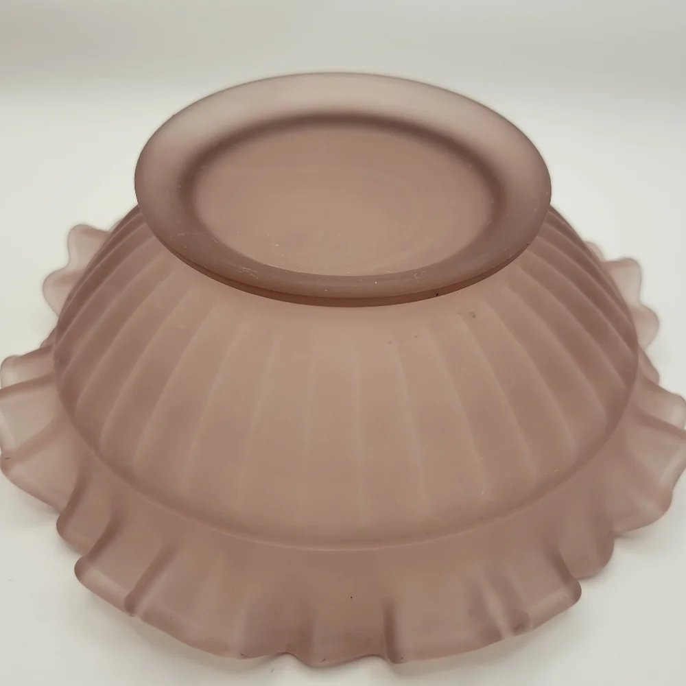 Vintage Amethyst Purple Satin Frosted Glass Bowl Candy Dish Ruffled Edges. - Picture 7 of 10